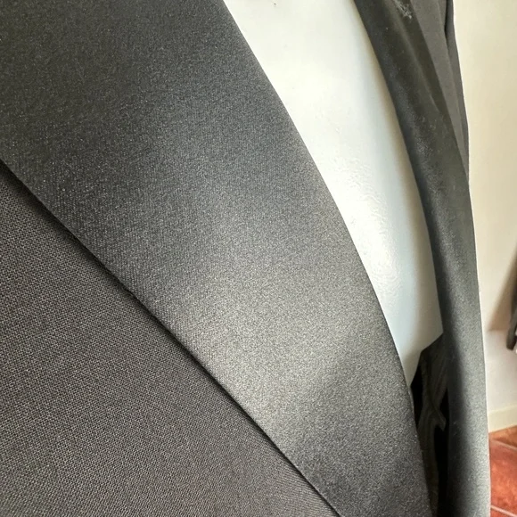 Oscar de la Renta Bespoke Dinner Jacket Size 42L